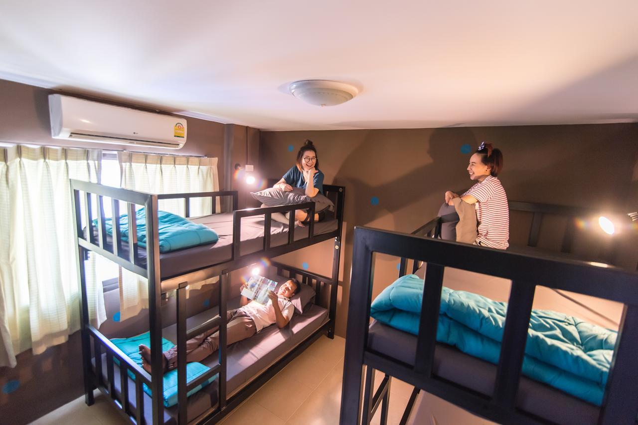 Full Stop. Hostel Patong Exterior photo